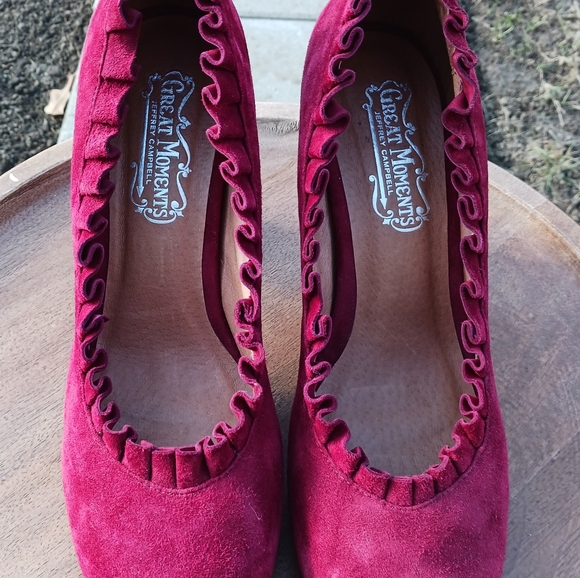 Vintage Jeffrey Campbell pumps - Picture 3 of 7